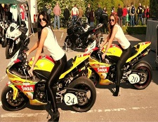 Grid Girls Knock Hill